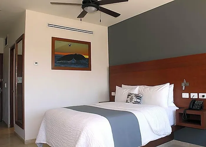 Hotel Sol De Cabo 3*